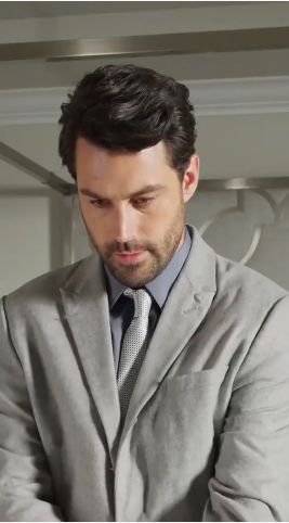 她藏起孕肚離職，禁欲上司急瘋了(全集)