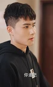 跑腿，竟是隱藏大佬(全集)