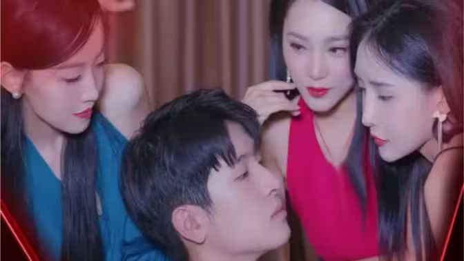 我有三個(gè)國(guó)色天香小師妹(全集)